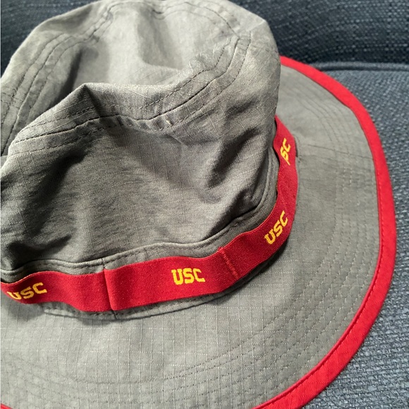 Nike Gray Dri-FIT Bucket Hat - Picture 4 of 4